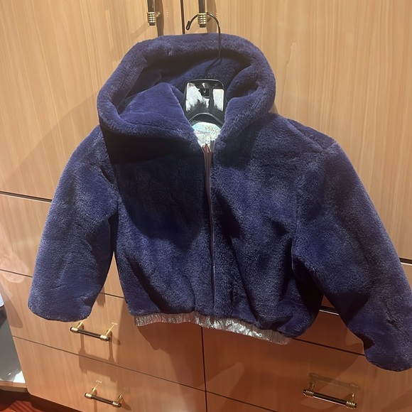 Jacket - Picture 6 of 8